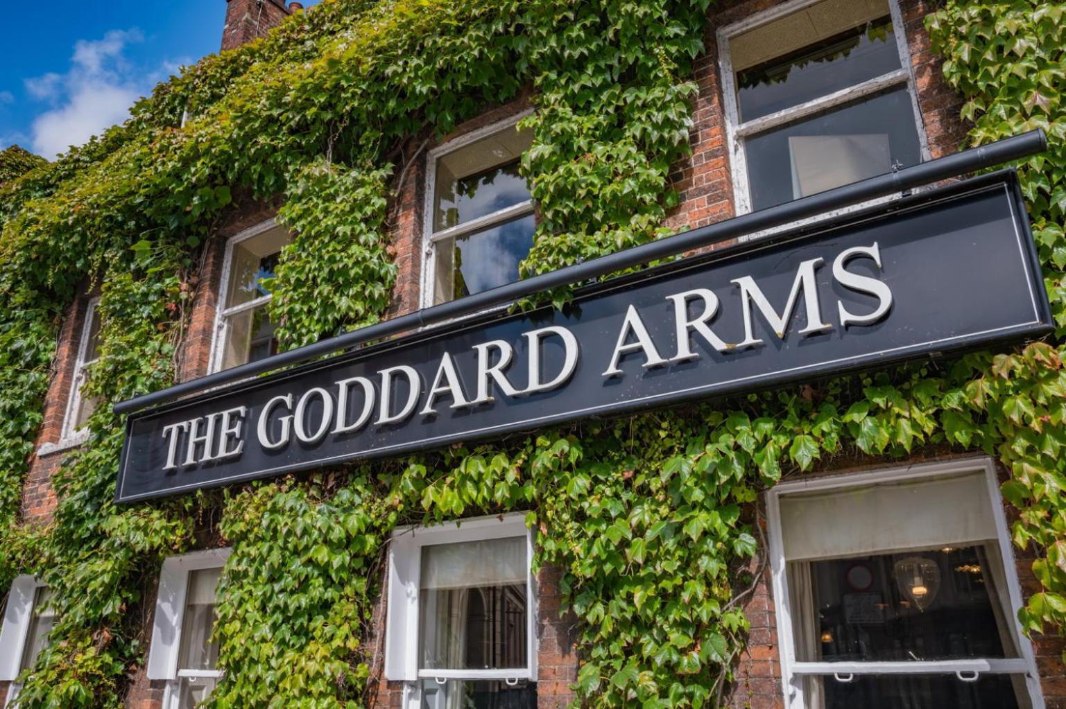 Hotel The Goddard Arms Swindon Exterior foto