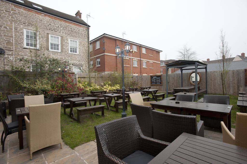 Hotel The Goddard Arms Swindon Exterior foto