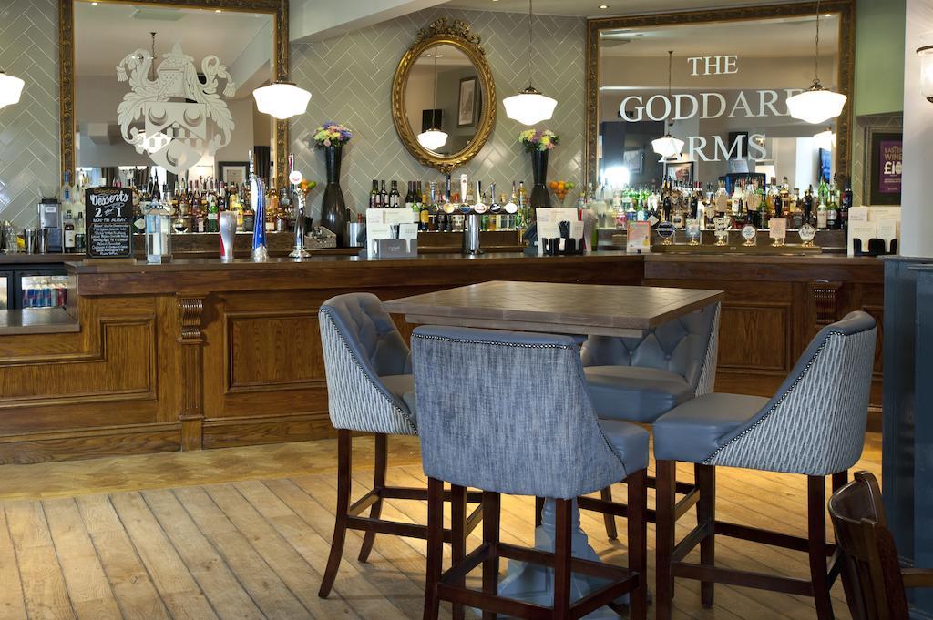 Hotel The Goddard Arms Swindon Exterior foto