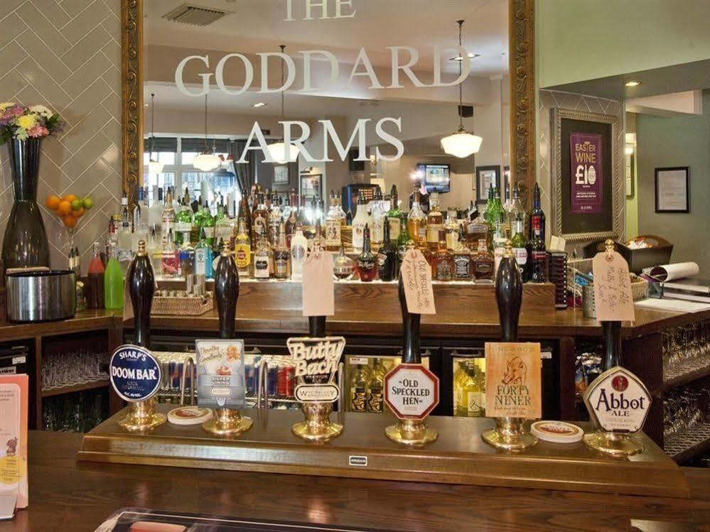 Hotel The Goddard Arms Swindon Exterior foto